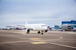 Airbus ACJ320 LY-FOX
