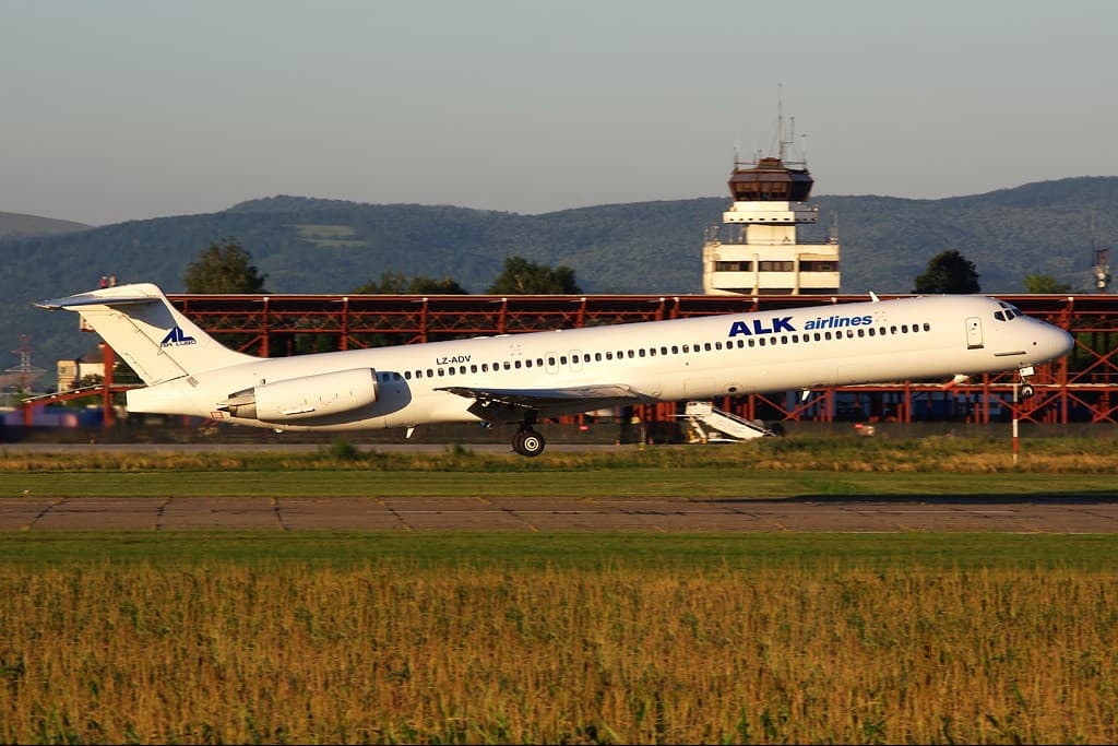 McDonnell Douglas MD-82 LZ-ADV