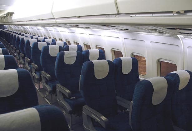 McDonnell Douglas MD-82 LZ-DEO