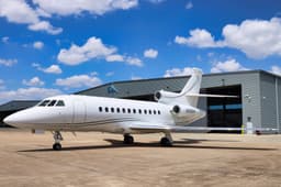 Falcon 900 N100UP