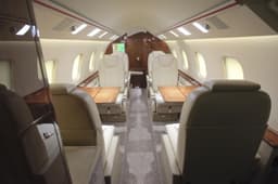 Learjet 60XR N104RJ