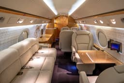 Gulfstream G400 N1066W