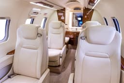 Learjet 70 N106GK