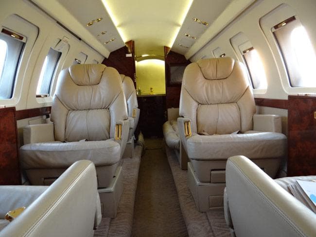Hawker 700A N109BG