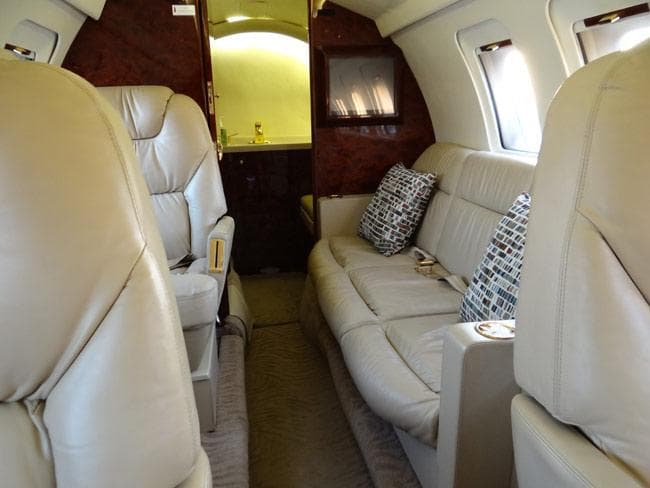Hawker 700A N109BG