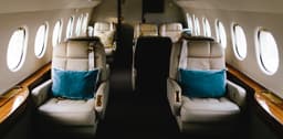 Falcon 2000 N112FJ