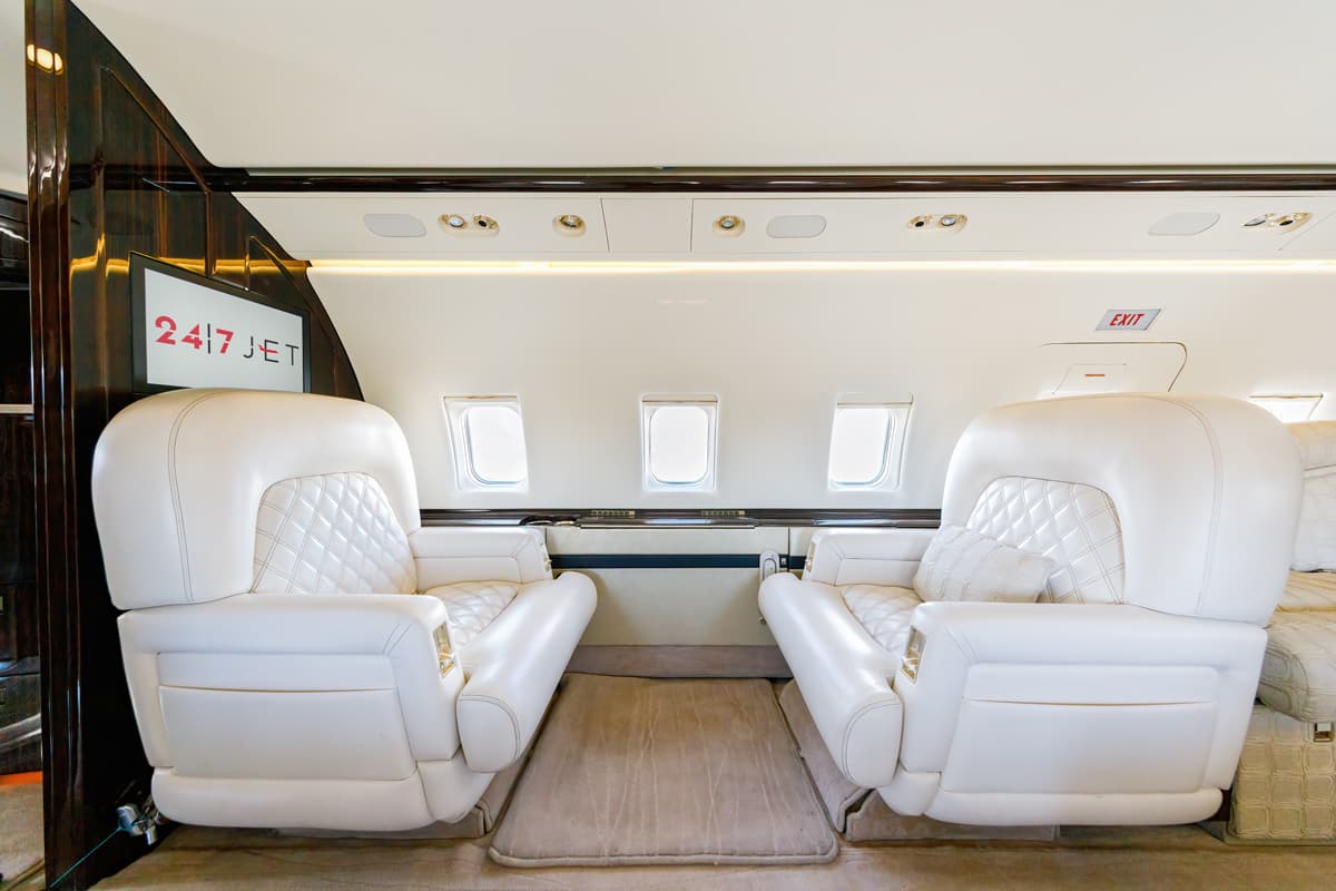 Challenger 601-3A N116HL