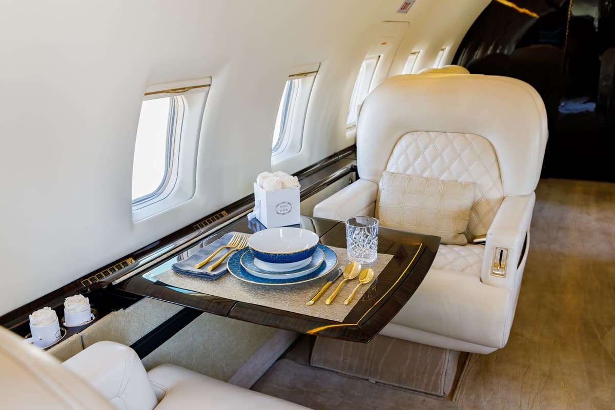 Challenger 601-3A N116HL