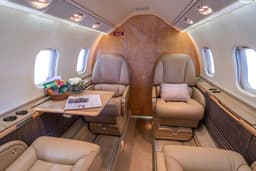 Learjet 60 N117KB