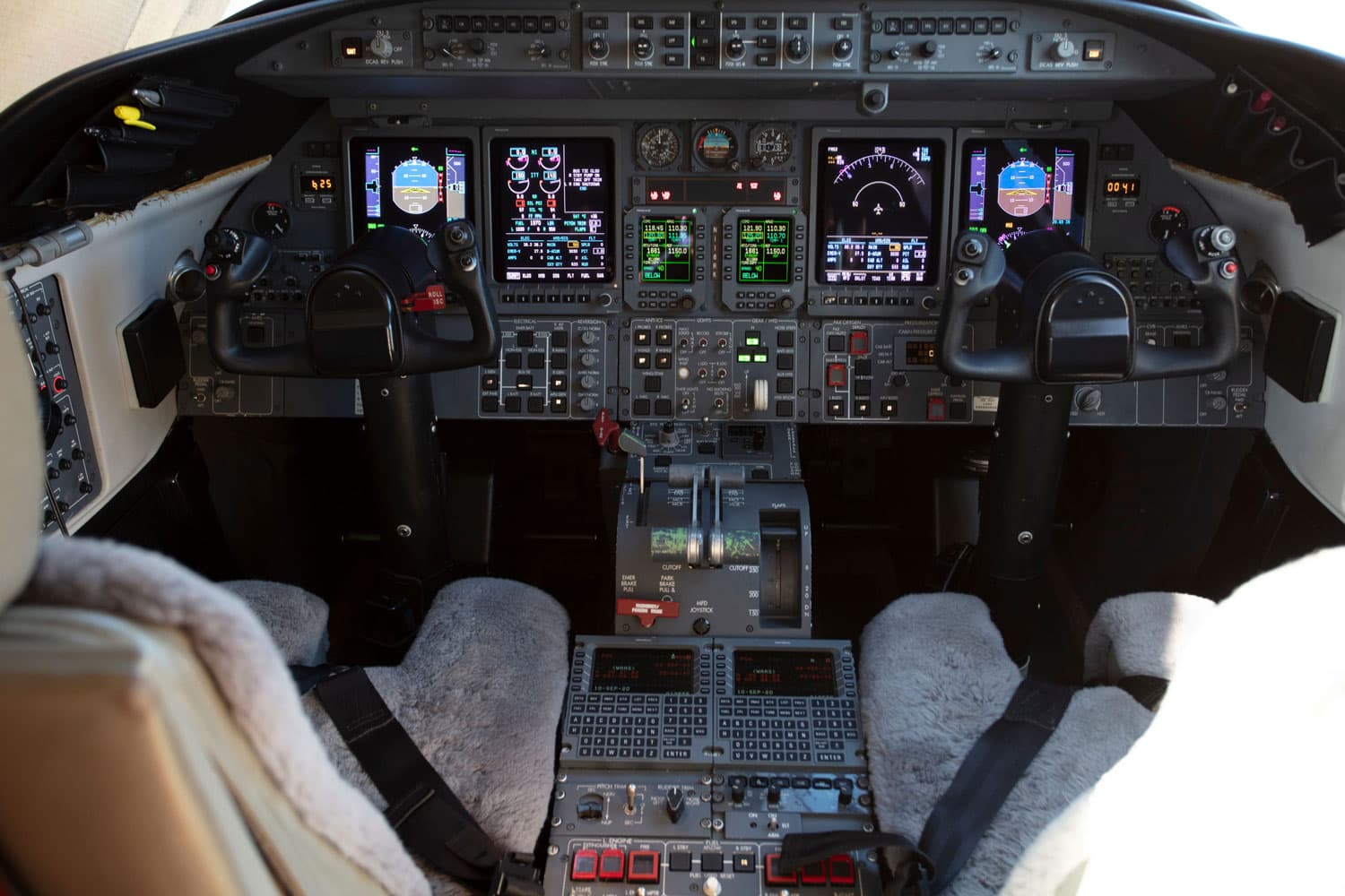 Learjet 45 N118RK