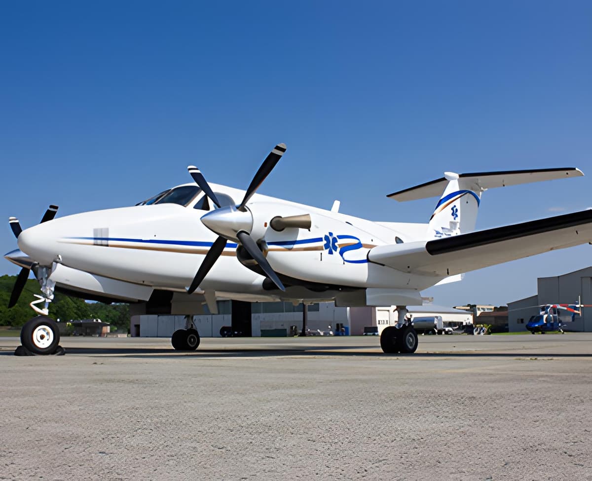 Beechcraft King Air B200 N118SB