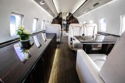 Global Express N121SA