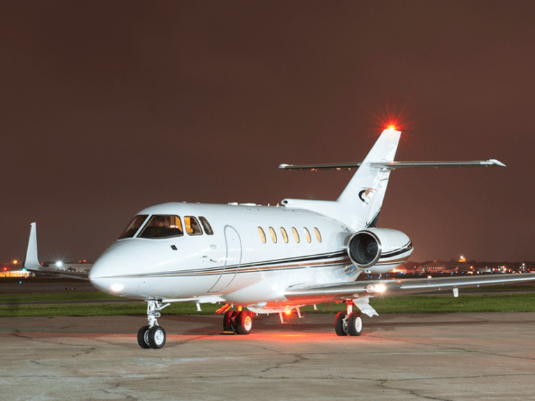 Hawker 800 N123HK