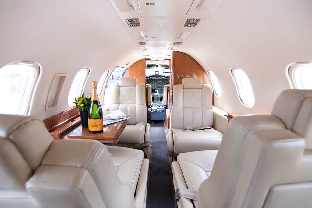 Learjet 31A N127VL