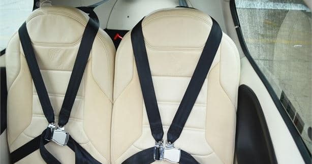 Cirrus SR22 N127VT
