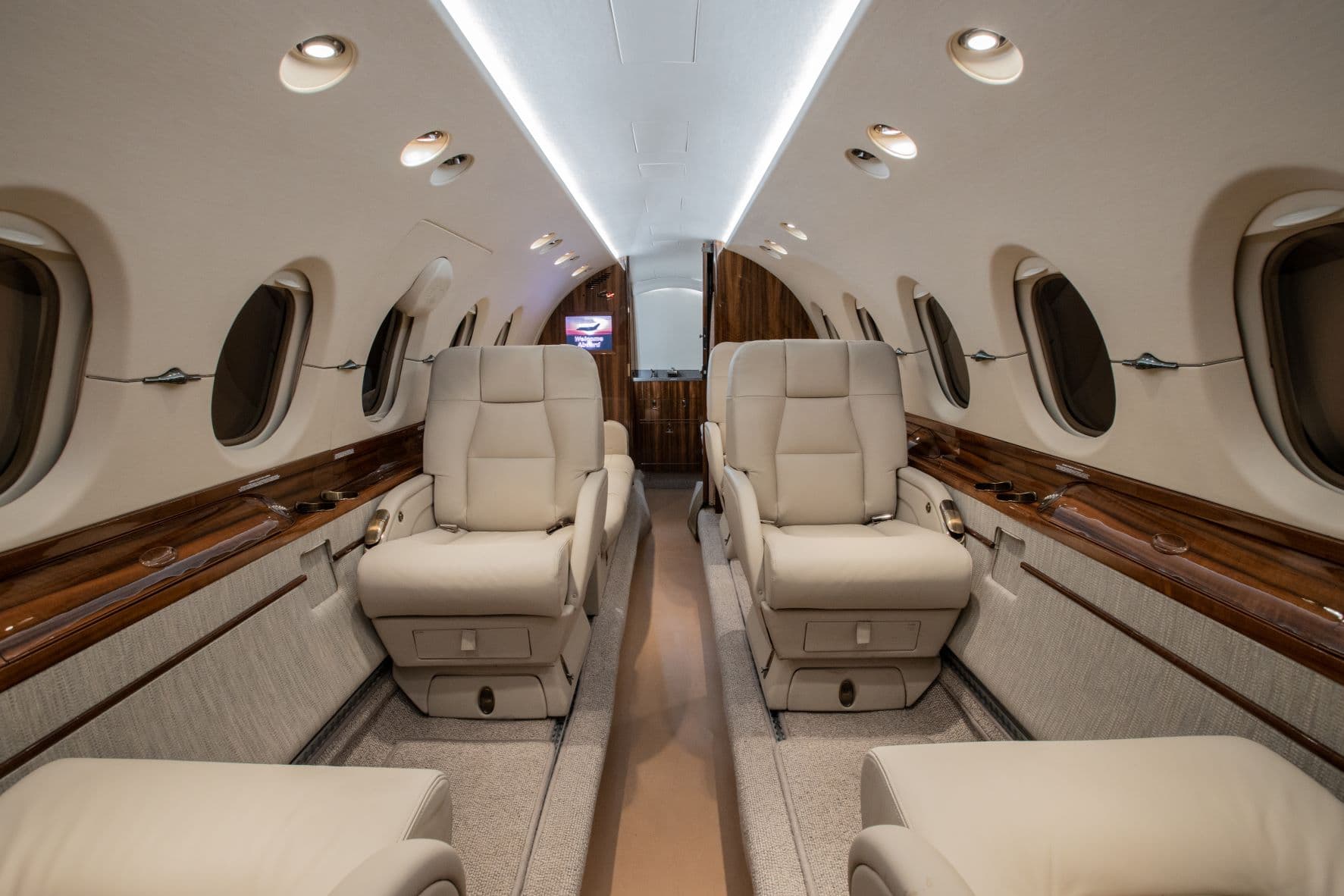 Hawker 800XP N128KH
