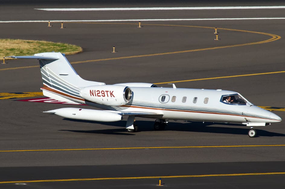 Learjet 35A N129TK