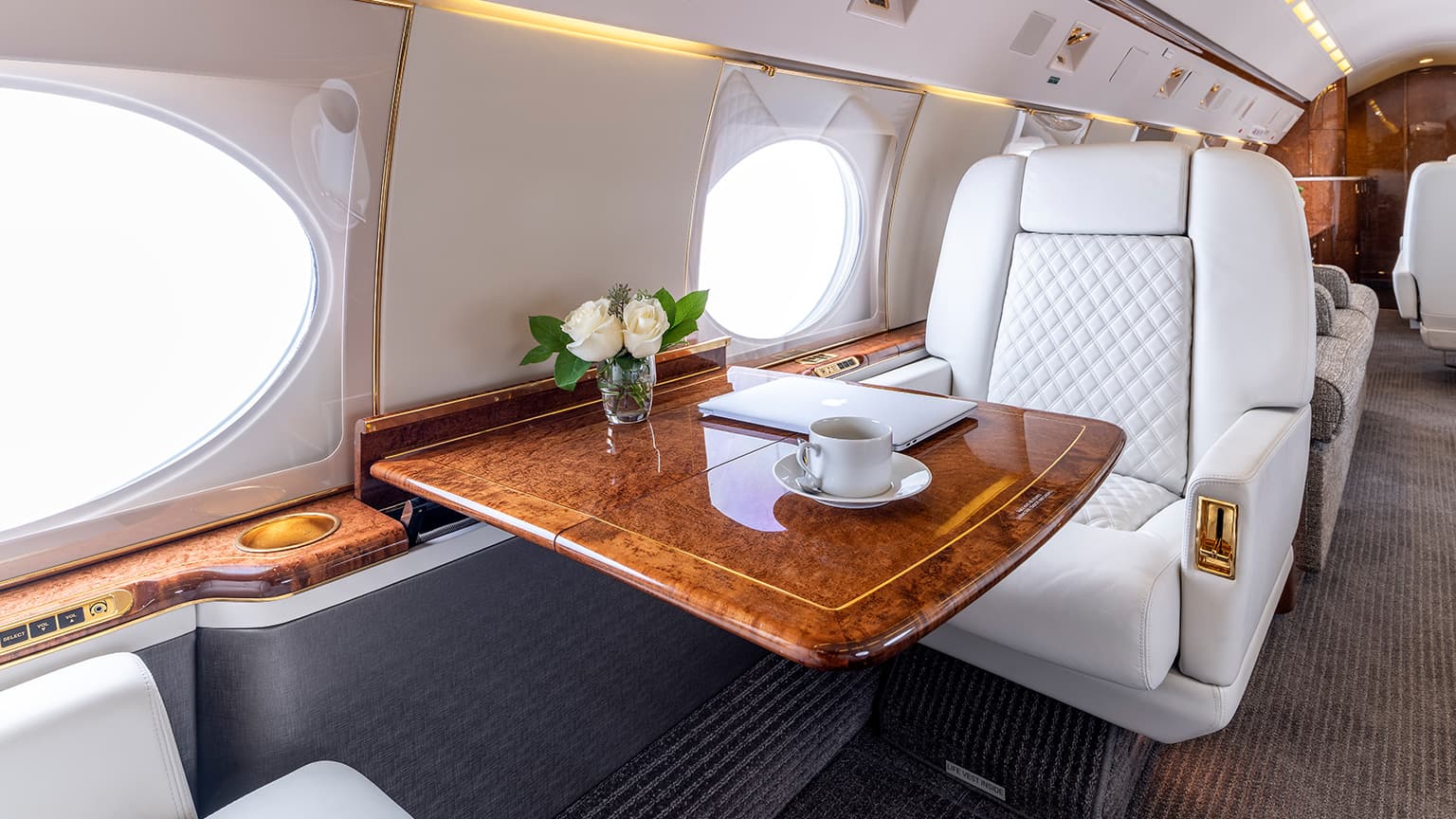 Gulfstream IV-SP N130JE