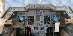 Hawker 800XP N130YB