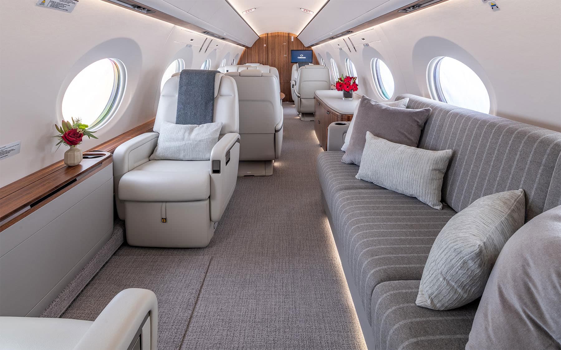 Gulfstream GVII-G500 N131YF