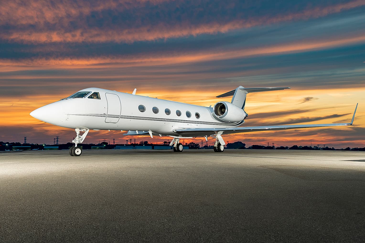 Gulfstream IV N132JE