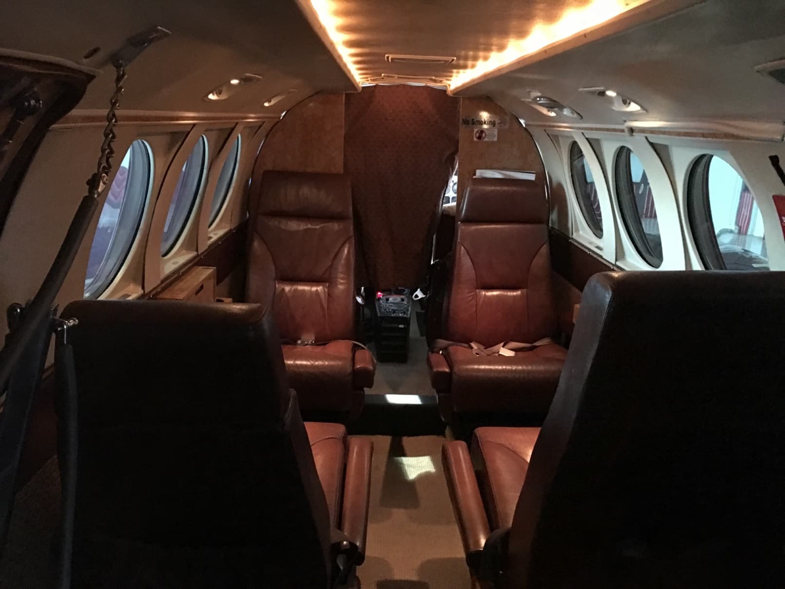 Beechcraft King Air C90 N136PA