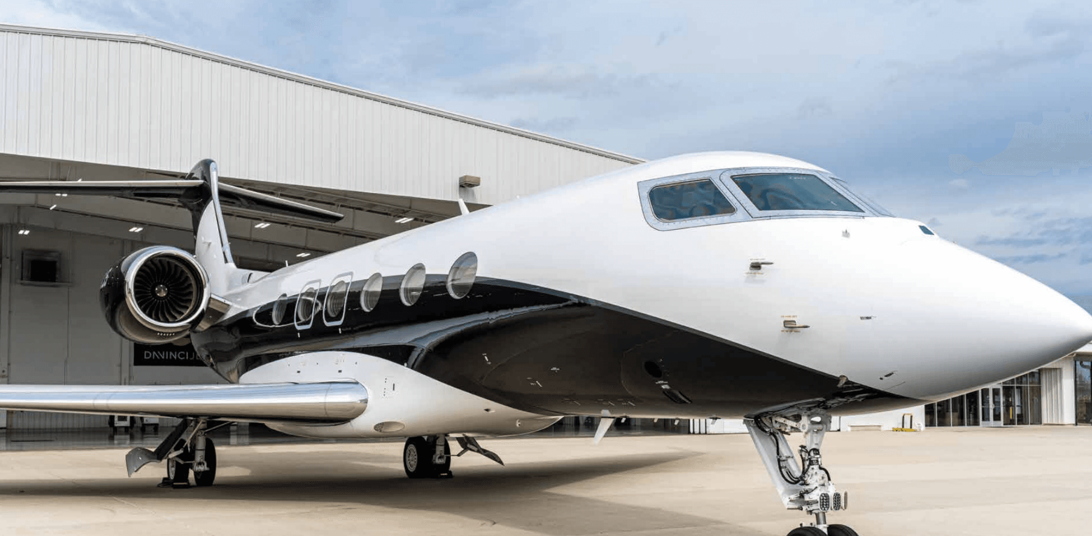 Gulfstream GVII-G500 N142JS