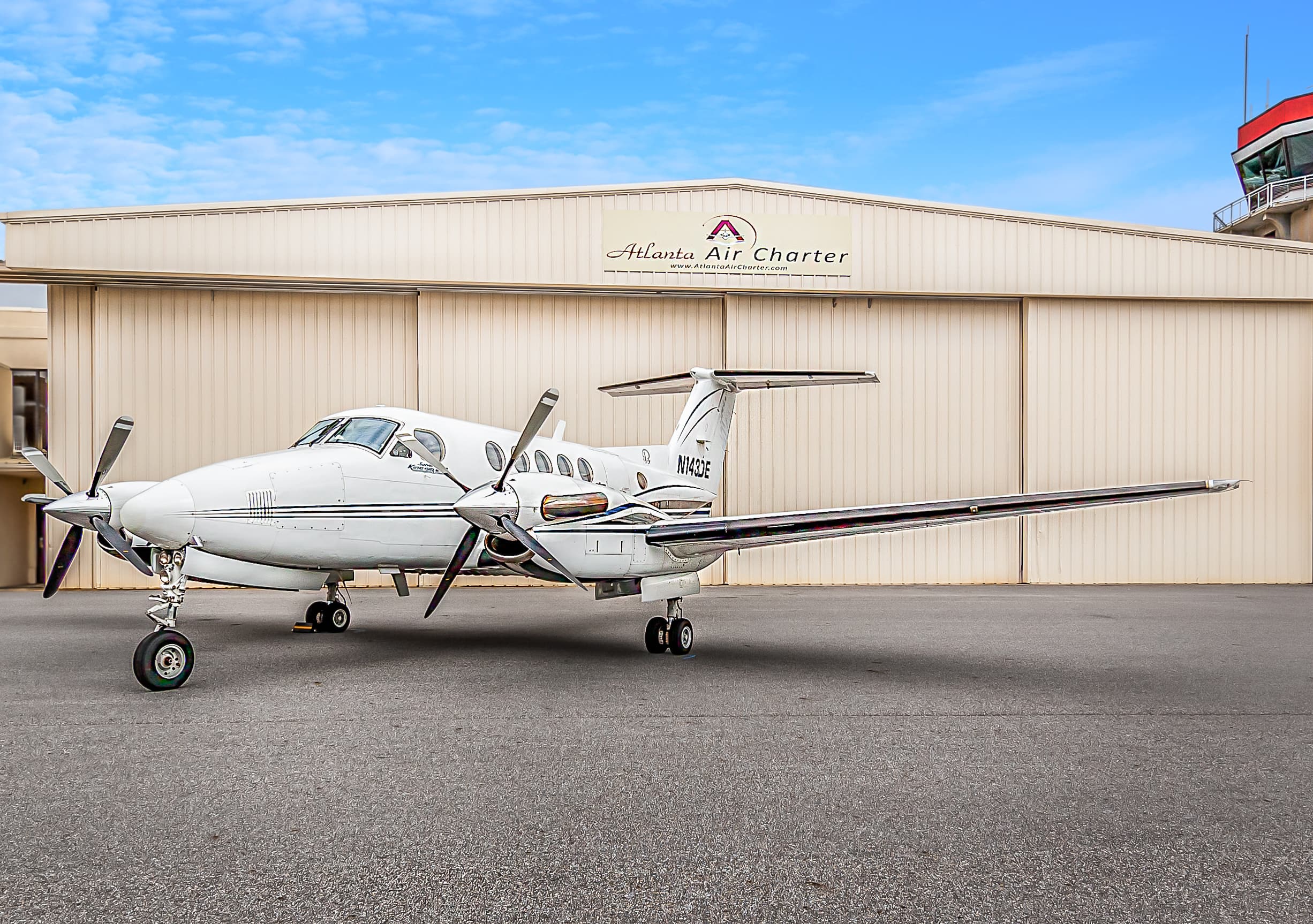 Beechcraft King Air B200GT N143DE
