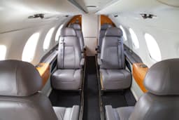 Embraer Phenom 300 N14AQ