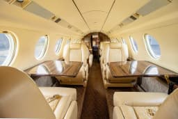 Falcon 50 N156RE