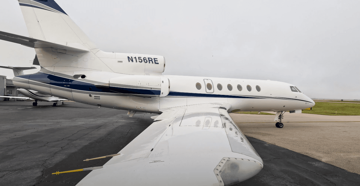 Falcon 50 N156RE