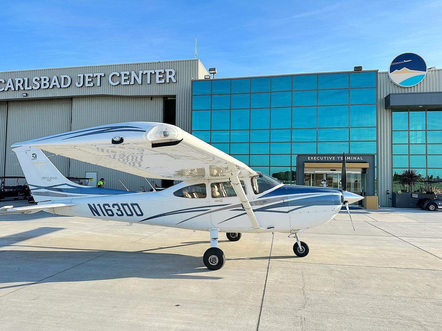 Cessna 182 N163DD