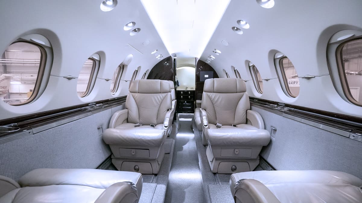 Hawker 900XP N163DK