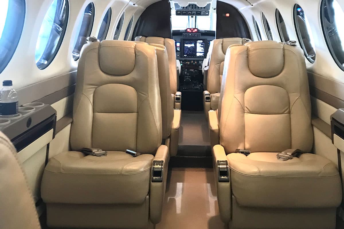 Beechcraft King Air 350 N166CL