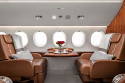 Falcon 7X N16HA