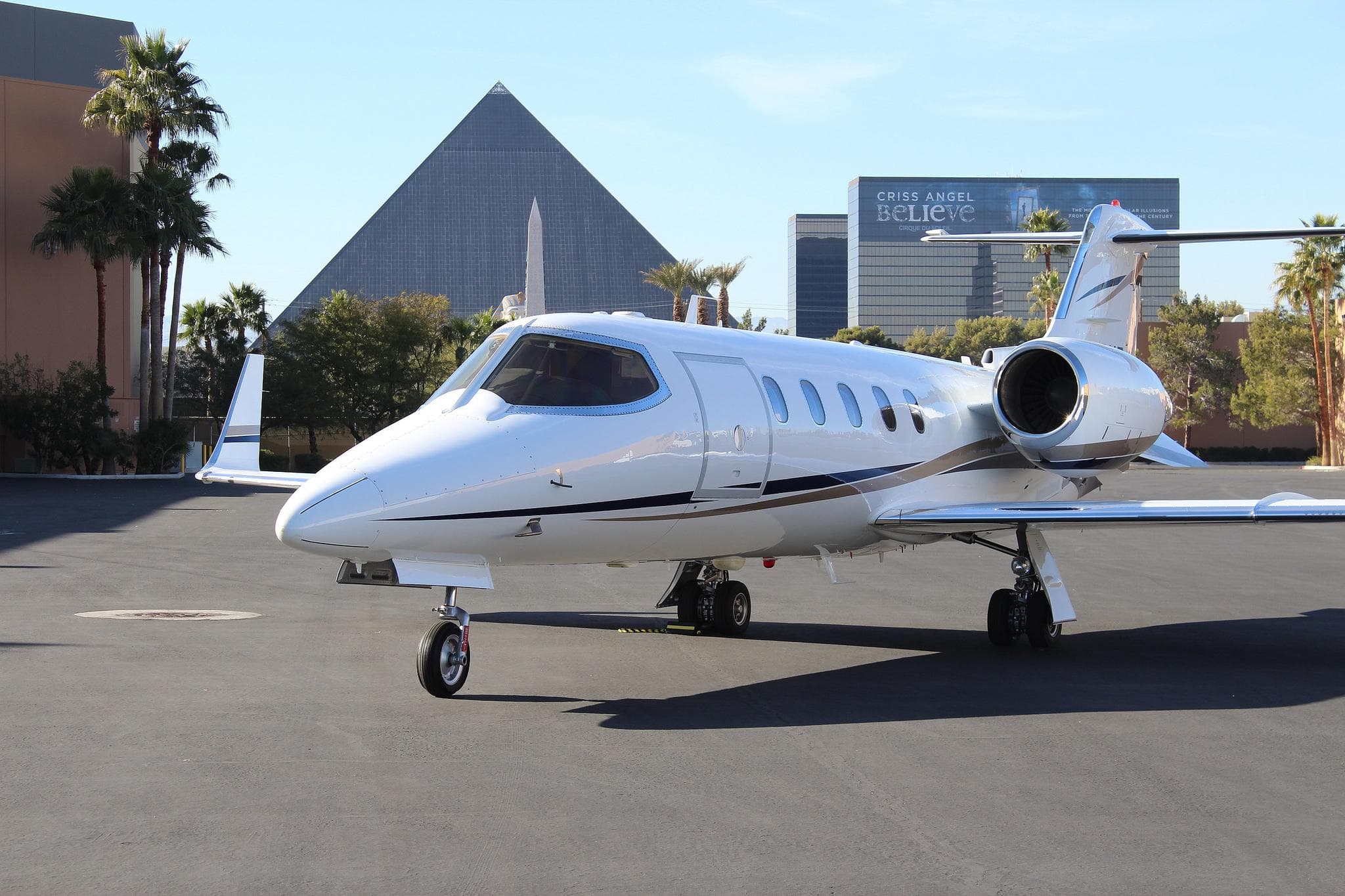 Learjet 31 N171AR