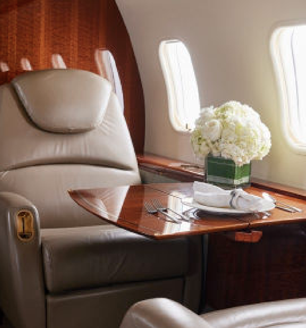 Challenger 300 N1721M