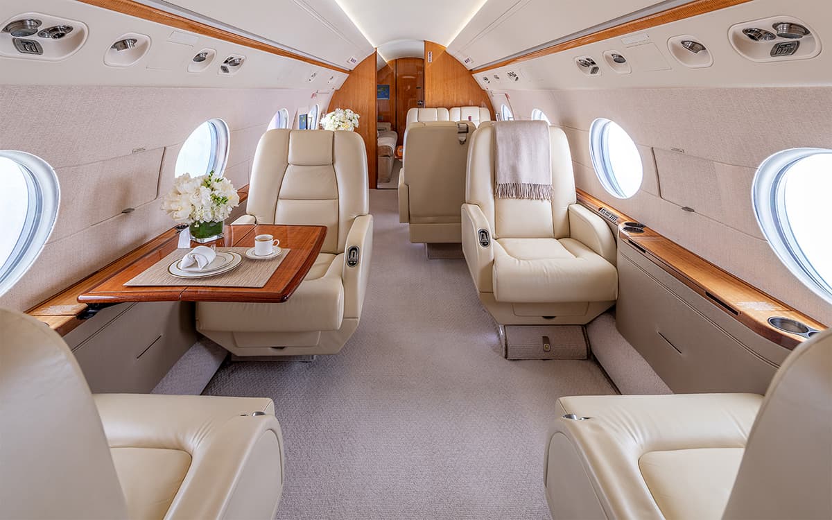 Gulfstream G550 N1759C