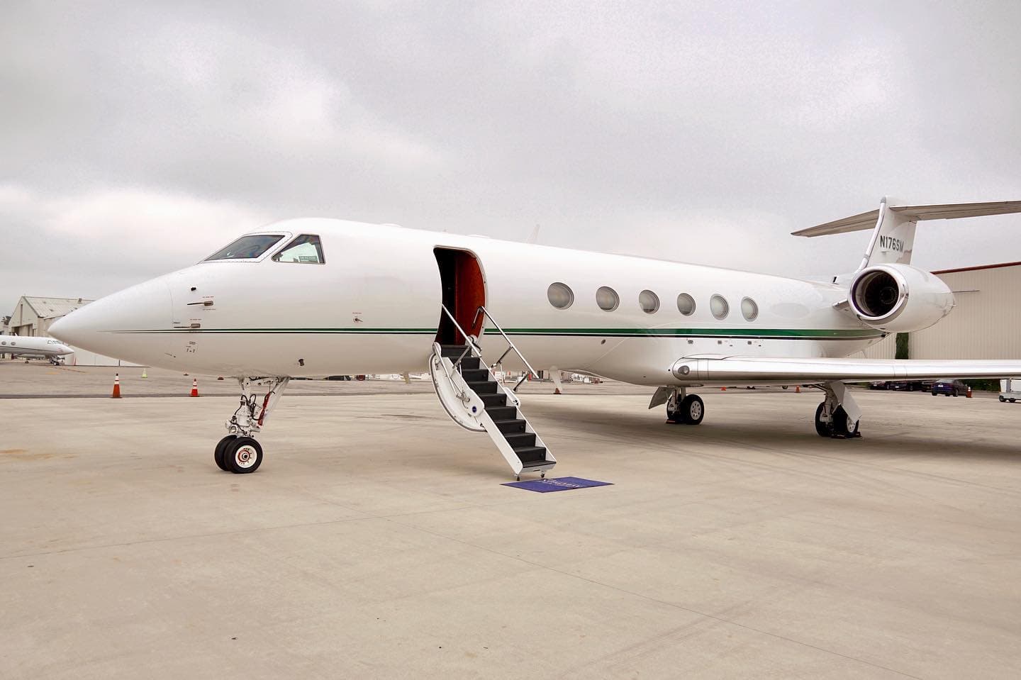 Gulfstream V N176SM