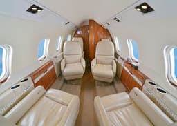 Learjet 55C N178AM