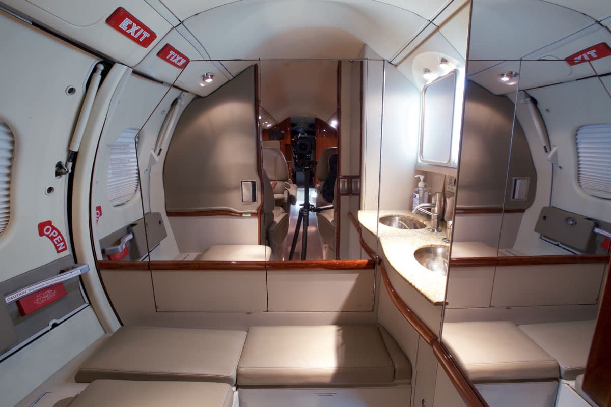Learjet 60 N178MM