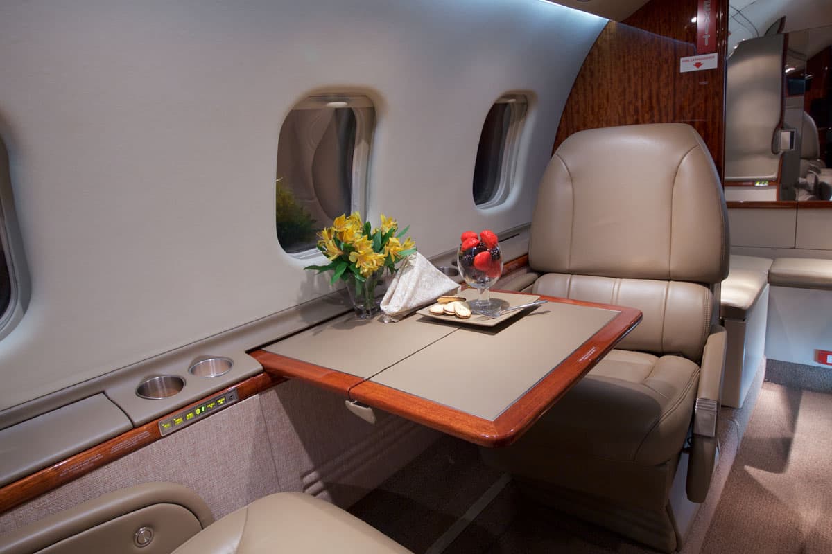 Learjet 60 N178MM
