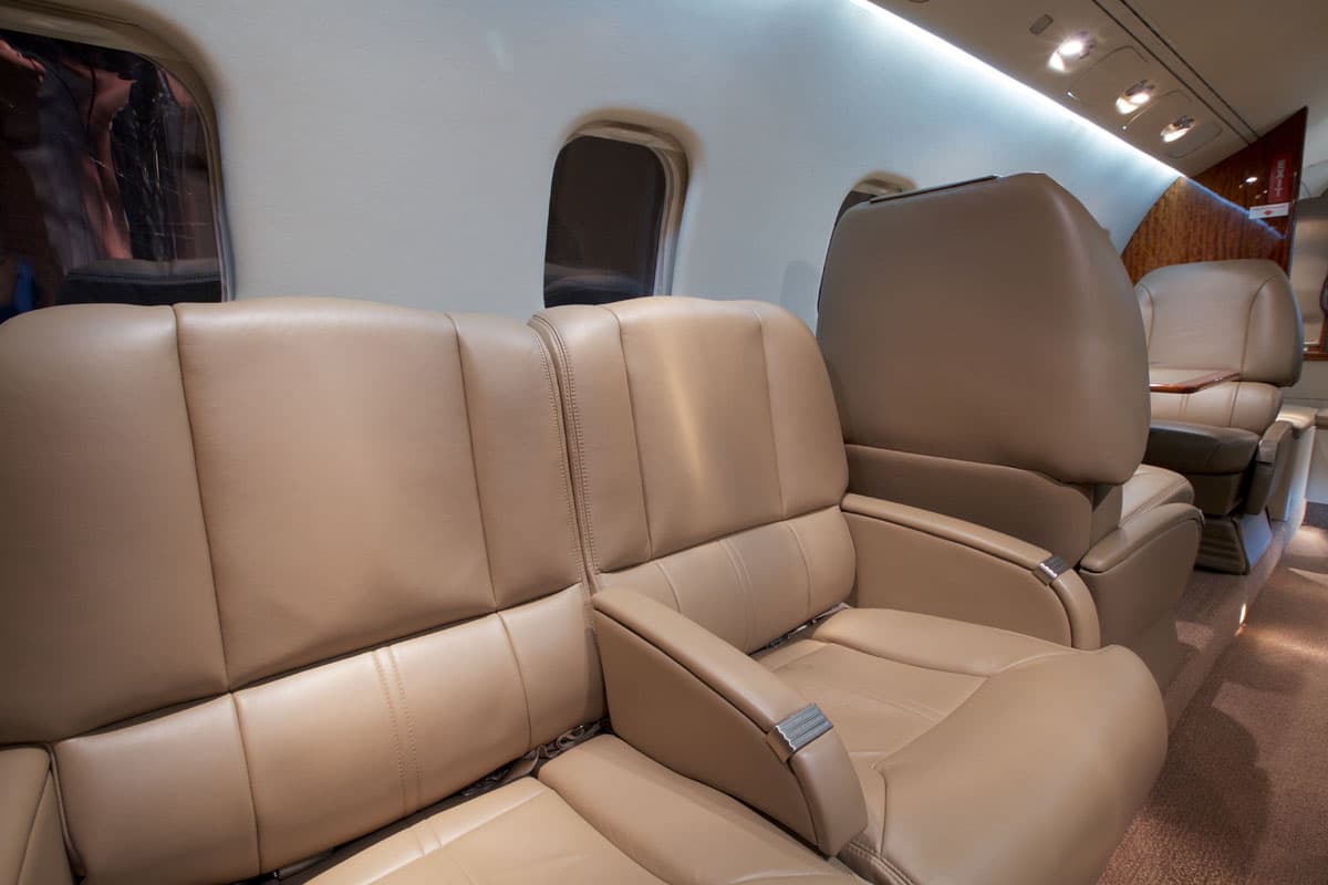 Learjet 60 N178MM