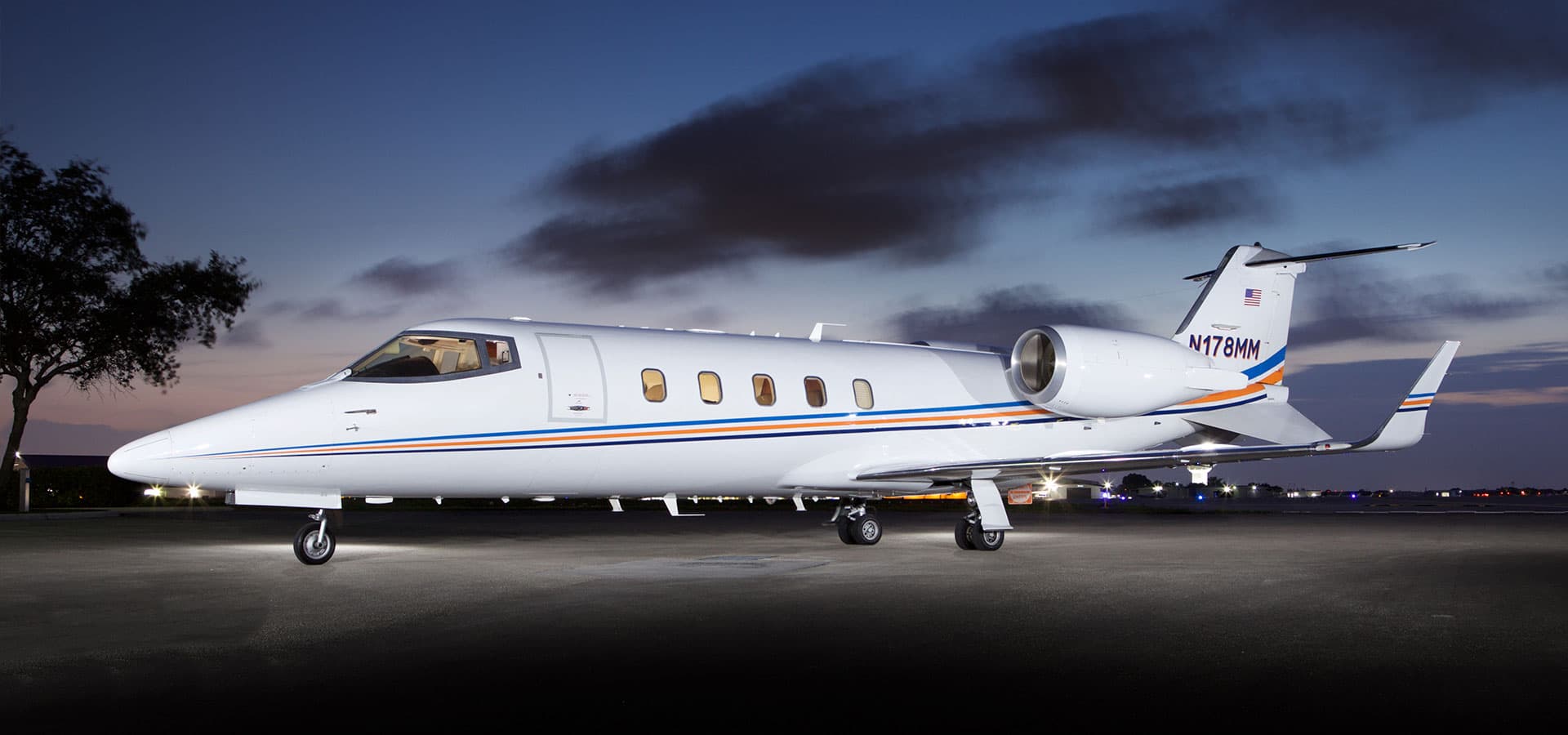 Learjet 60 N178MM