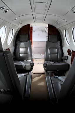 Beechcraft King Air 200 N17VA