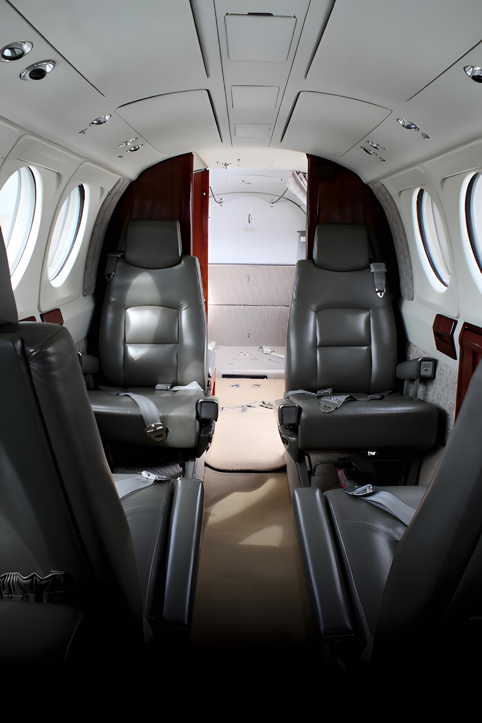 Beechcraft King Air 200 N17VA