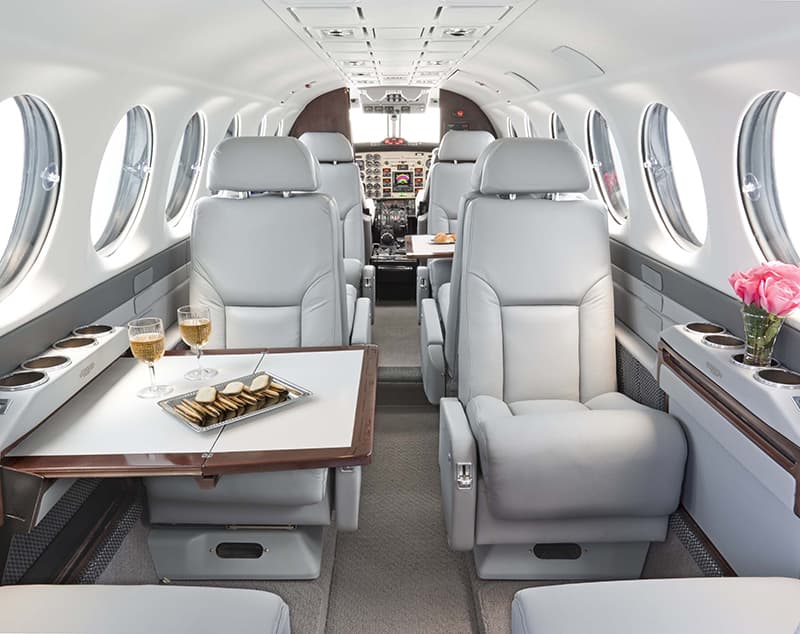 Beechcraft King Air 350 N17WC