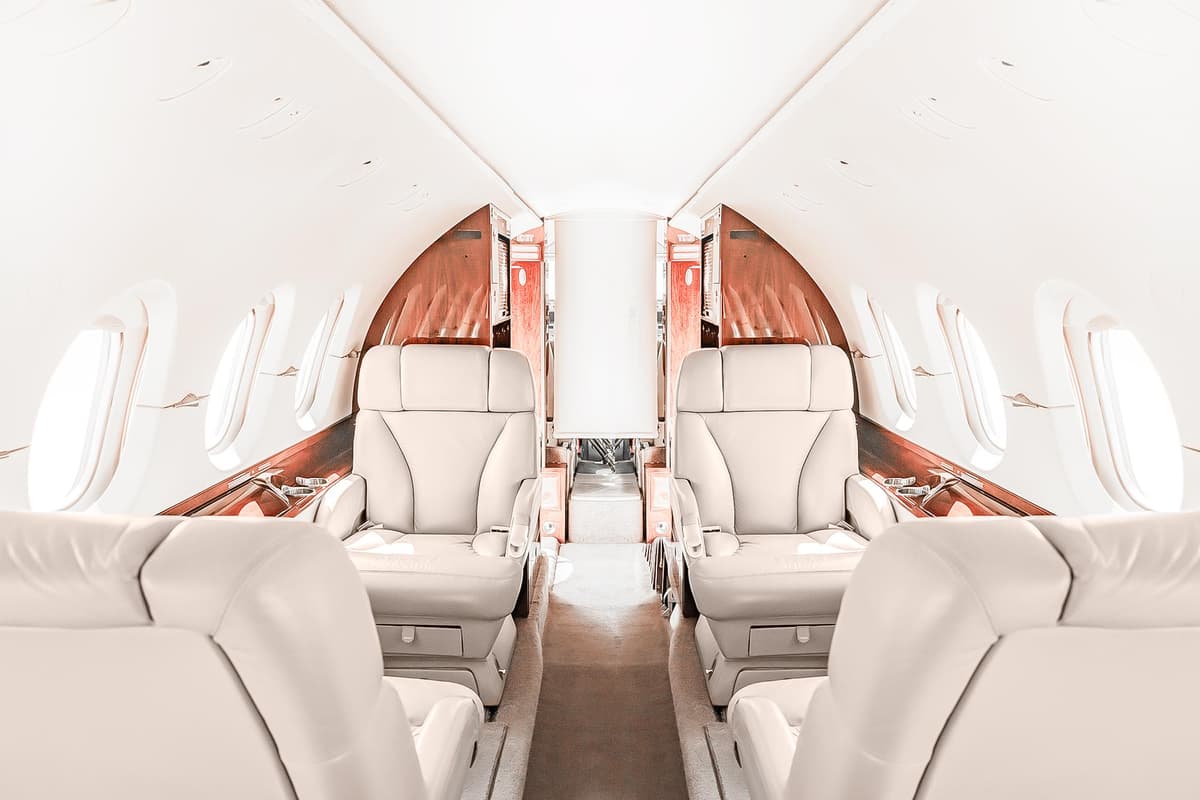 Hawker 800XP N1811S