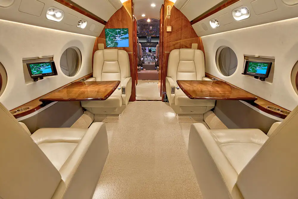 Gulfstream G550 N1878E