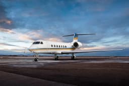 Gulfstream G550 N1878E